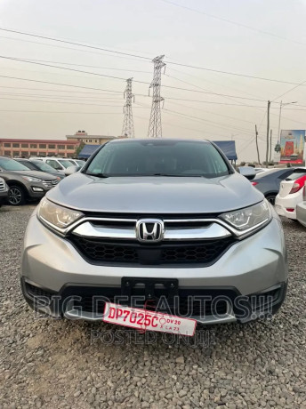 honda-cr-v-lx-awd-2019-gray-big-2