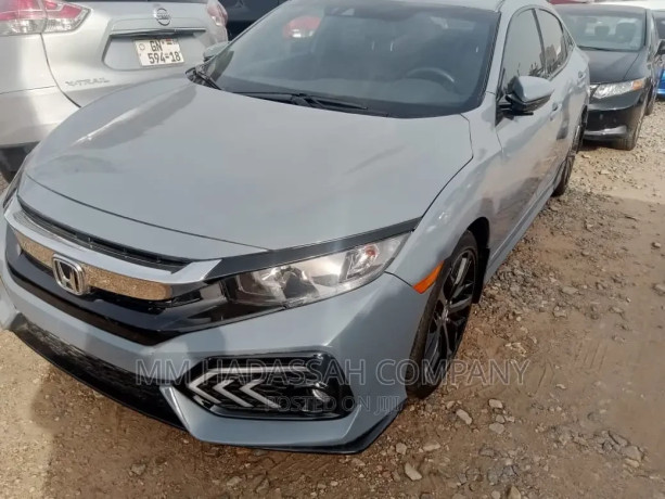 honda-civic-2021-gray-big-2