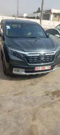 honda-ridgeline-2017-black-big-0