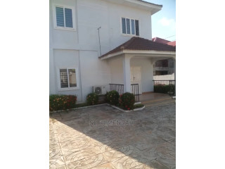 4bdrm House in 4 Bedroom House For, Dome for Rent