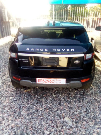 land-rover-range-rover-evoque-2018-black-big-1