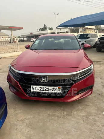 honda-accord-2018-red-big-0