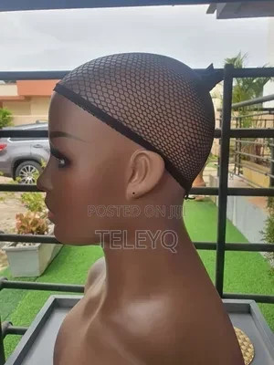 mannequin-head-with-shoulders-for-wigs-big-2