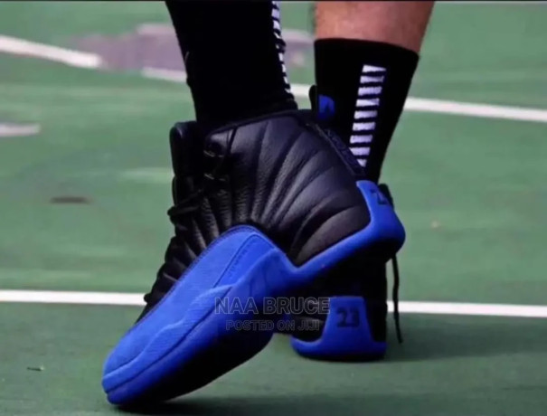 air-jordan-12-retro-sneaker-big-1