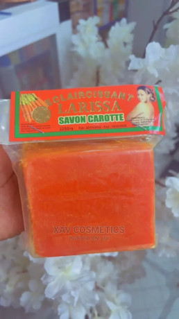 larissa-carrot-whitening-soap-big-0