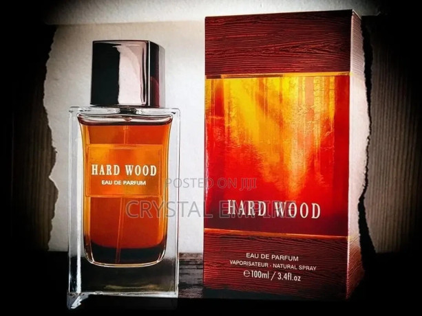 hard-wood-perfume-big-1