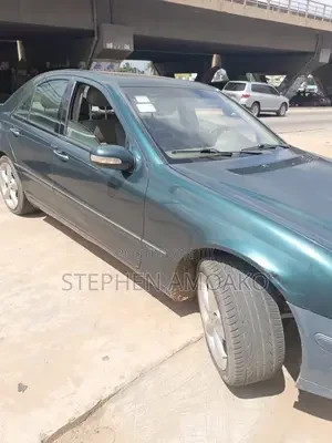 mercedes-benz-c320-2003-green-big-2