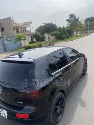 volkswagen-golf-2009-black-big-3