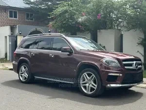 mercedes-benz-gl-class-2015-brown-big-2