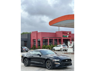 Ford Mustang EcoBoost Premium Fastback 2018 Black