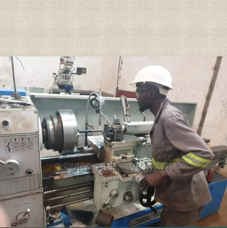 lathe-operator-big-0