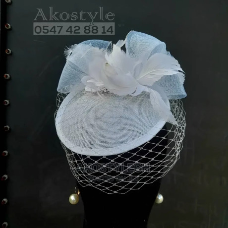 white-fascinator-big-3