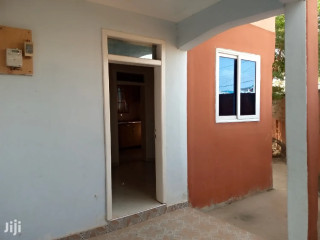 2bdrm Apartment in Coastal Estate, Spintex for rent