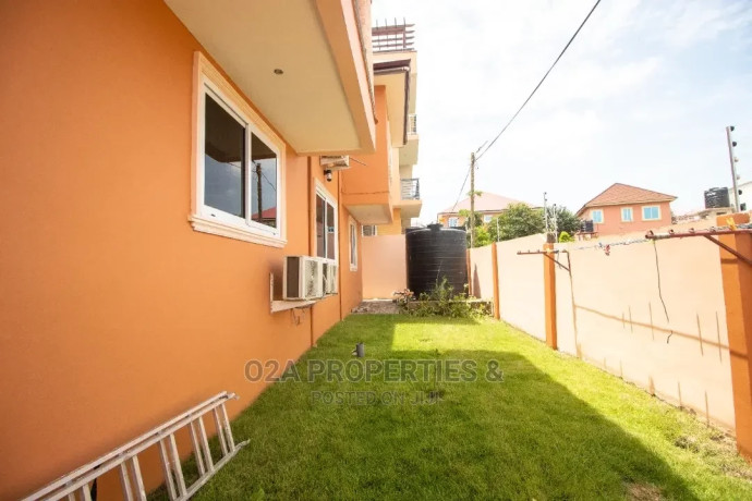3bdrm-apartment-in-o2a-properties-the-mall-for-rent-big-1