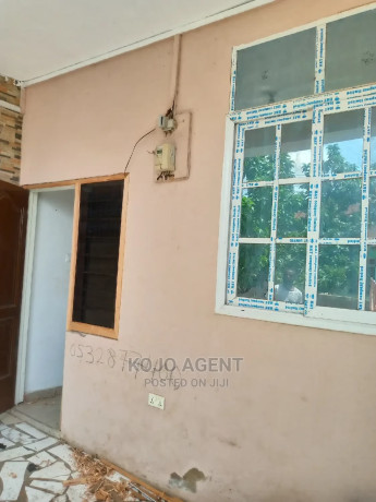 1bdrm-house-in-kojoestateagency-down-for-rent-big-3