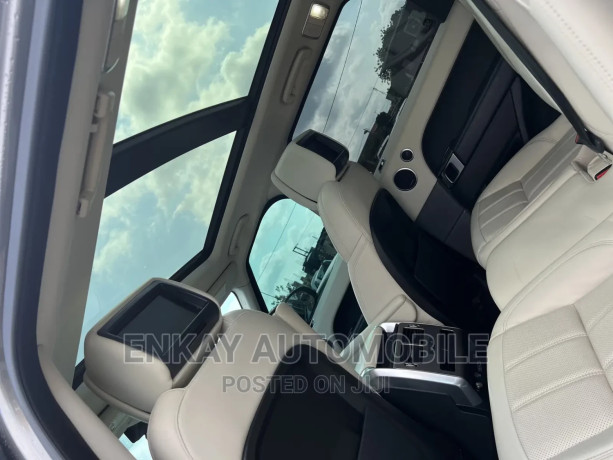 land-rover-range-rover-sport-hse-2018-gray-big-2