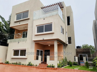 5bdrm House in Kobbies Properties, Ga East Municipal for Sale