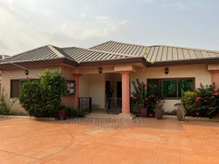 4bdrm House in Police Station for sale