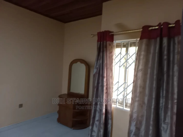 furnished-5bdrm-apartment-in-teshie-penny-for-rent-big-1