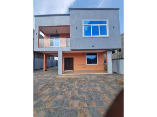 4bdrm House in Accra Metropolitan for Sale