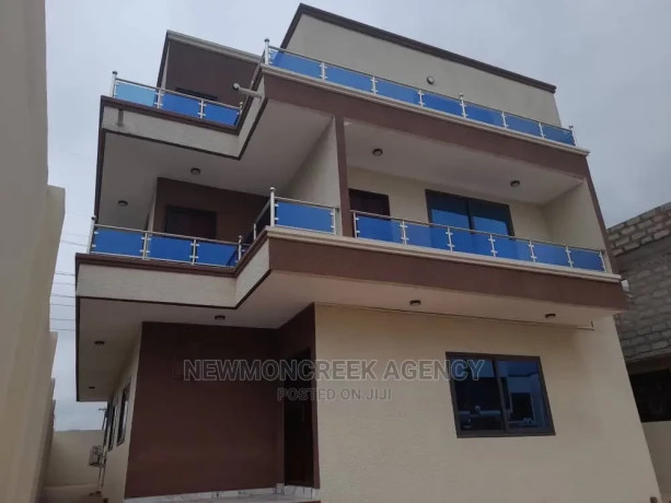 4bdrm-house-in-accra-metropolitan-for-sale-big-3