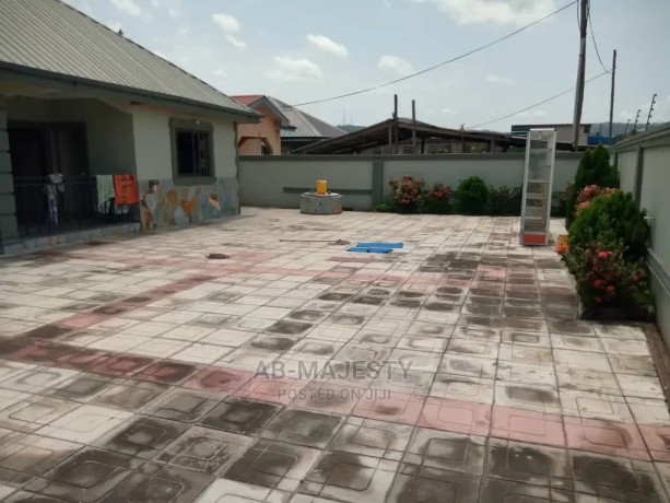 4bdrm-house-in-accra-metropolitan-for-sale-big-1