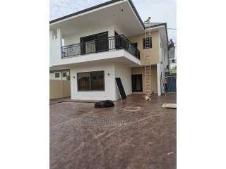 4bdrm House in North Legon for Rent