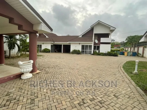 10bdrm-maisonette-in-riches-cantonments-for-sale-big-3