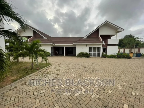 10bdrm-maisonette-in-riches-cantonments-for-sale-big-0