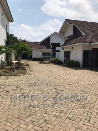 10bdrm-maisonette-in-riches-cantonments-for-sale-big-1