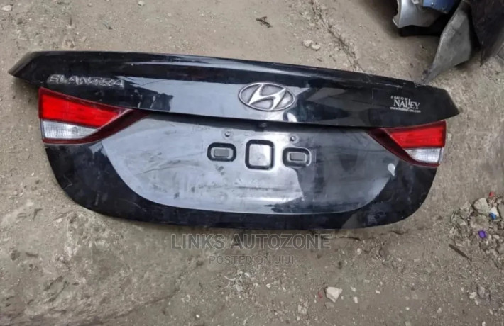 hyundai-elantra-1415-boot-big-0