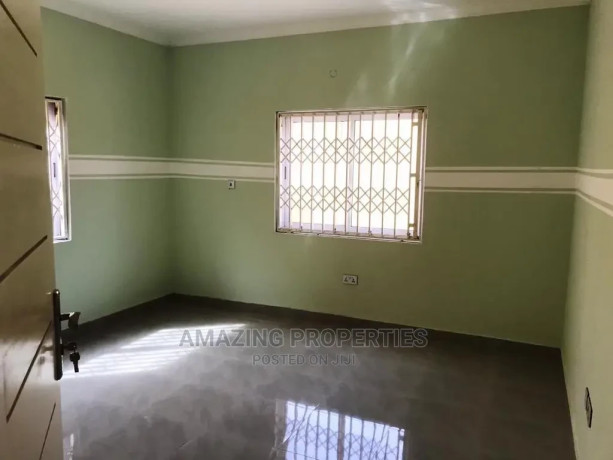 3bdrm-house-in-spintex-for-sale-big-3