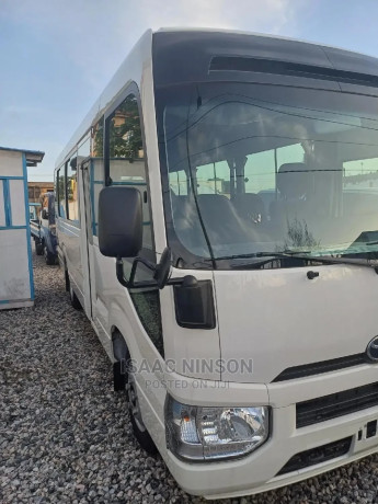 new-toyota-coaster-2022-white-big-0