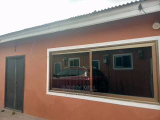 1bdrm Apartment in Kotobabi, Ecobank, Spintex for rent