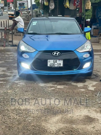 hyundai-veloster-2014-blue-big-0