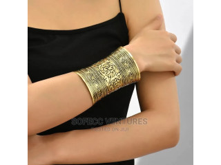 Vintage Ethnic Embossed Open Bracelets