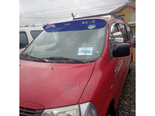 Toyota HiAce 2009 Red