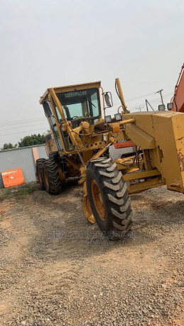 cat-140-grader-big-2