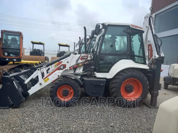 bobcat-backhoe-b730-big-3