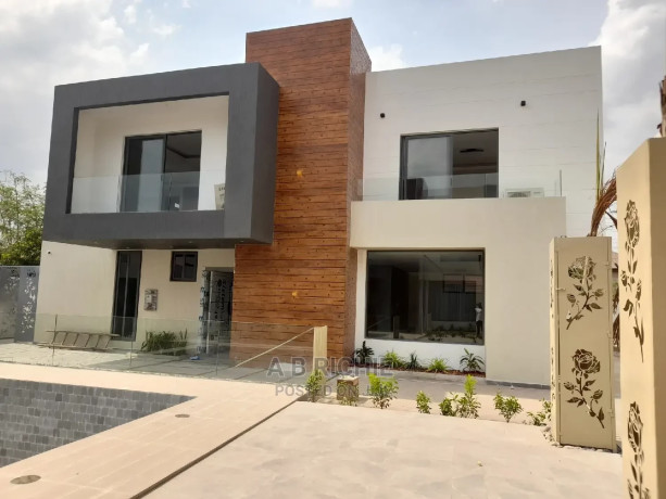 4bdrm-townhouseterrace-in-school-junction-is-for-sale-big-0