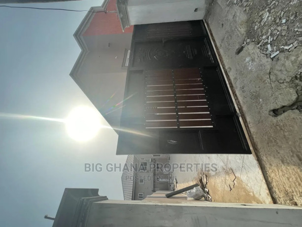 3bdrm-house-in-spintex-for-sale-big-4