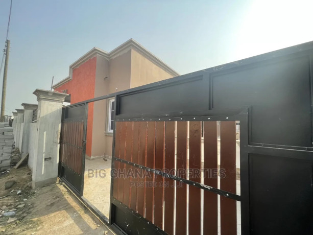 3bdrm-house-in-spintex-for-sale-big-0