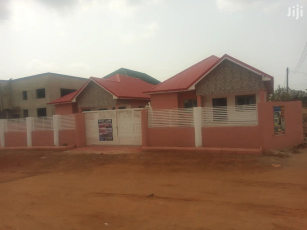 3bdrm-house-in-spintex-for-sale-big-1