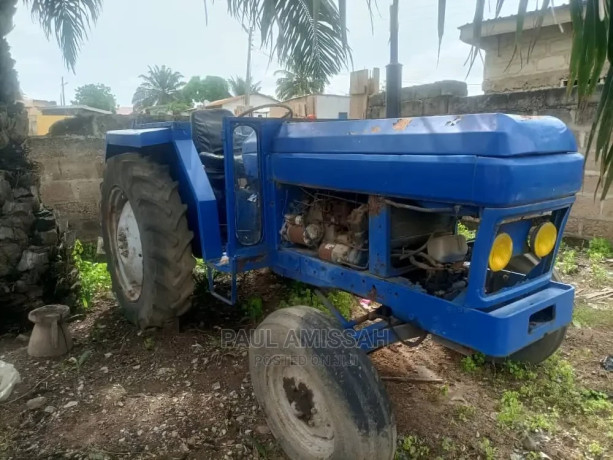 layland-tractor-and-trailer-big-0