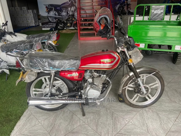 new-royal-motorcycle-2023-red-big-1