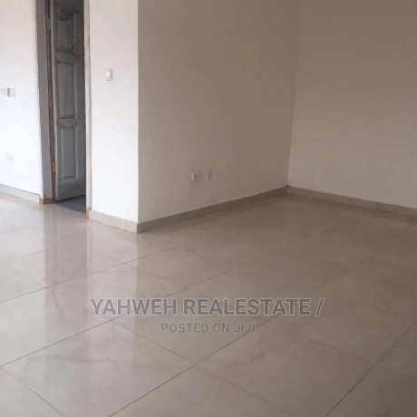 5bdrm-apartment-in-grader-estate-spintex-for-rent-big-1