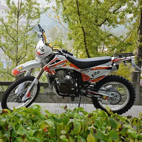 new-motorcycle-2022-white-big-3
