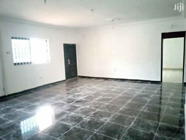 4bdrm-apartment-in-regimanuel-estate-spintex-for-rent-big-3