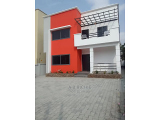 3bdrm House in Achimota Mile 7 for Rent