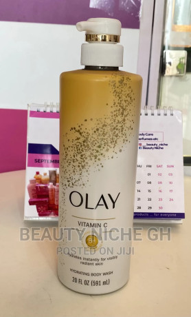 olay-vitamin-c-hydrating-body-wash-big-0